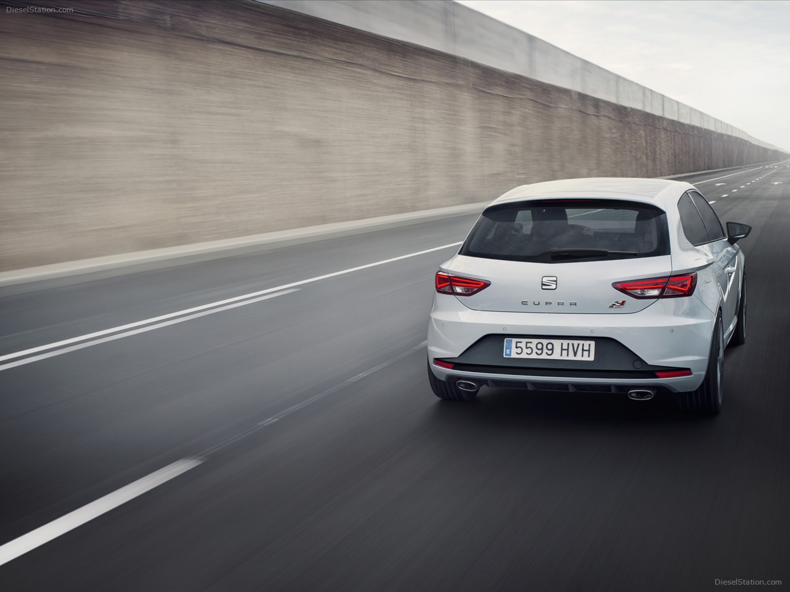 SEAT Leon CUPRA 2014