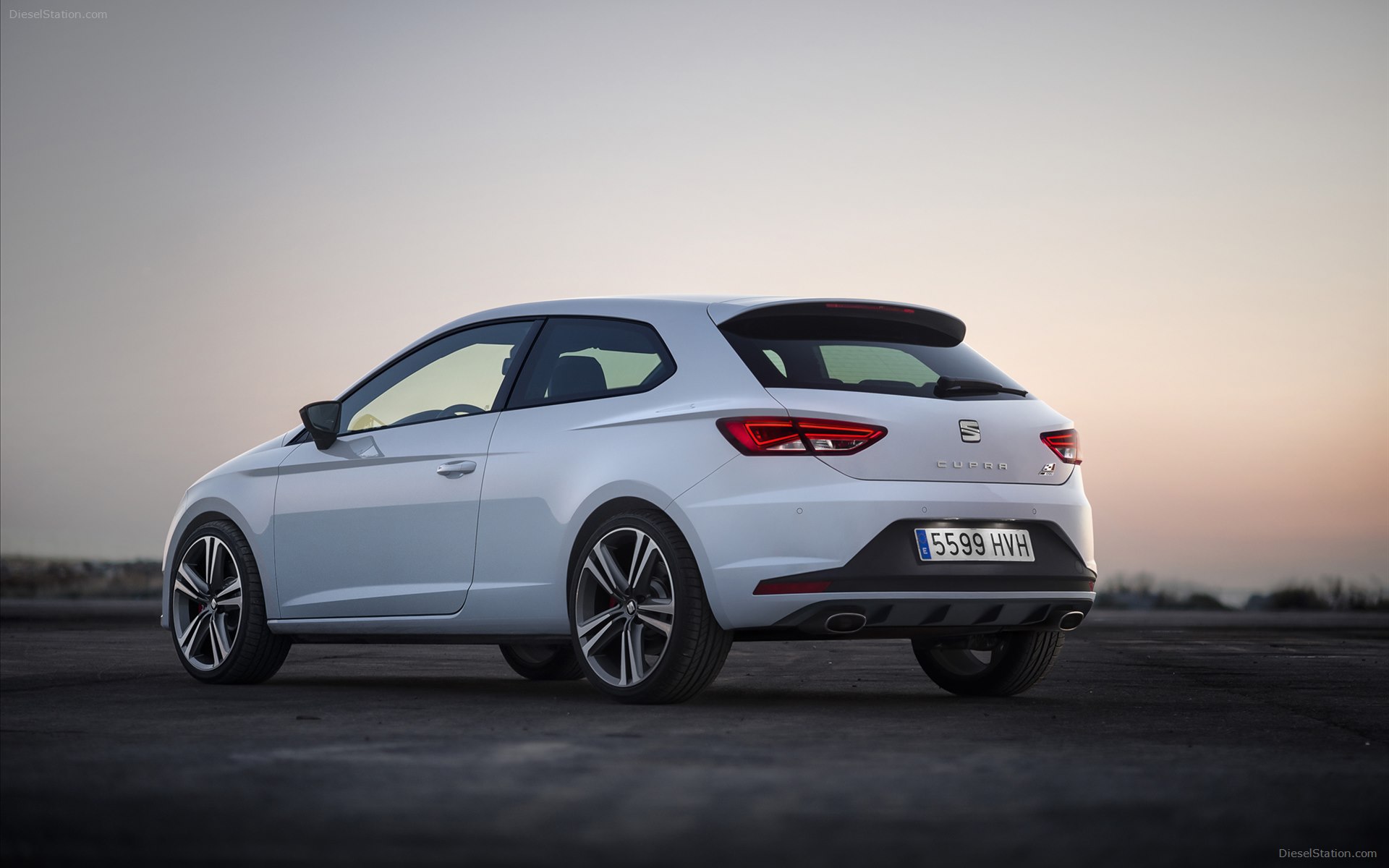SEAT Leon CUPRA 2014