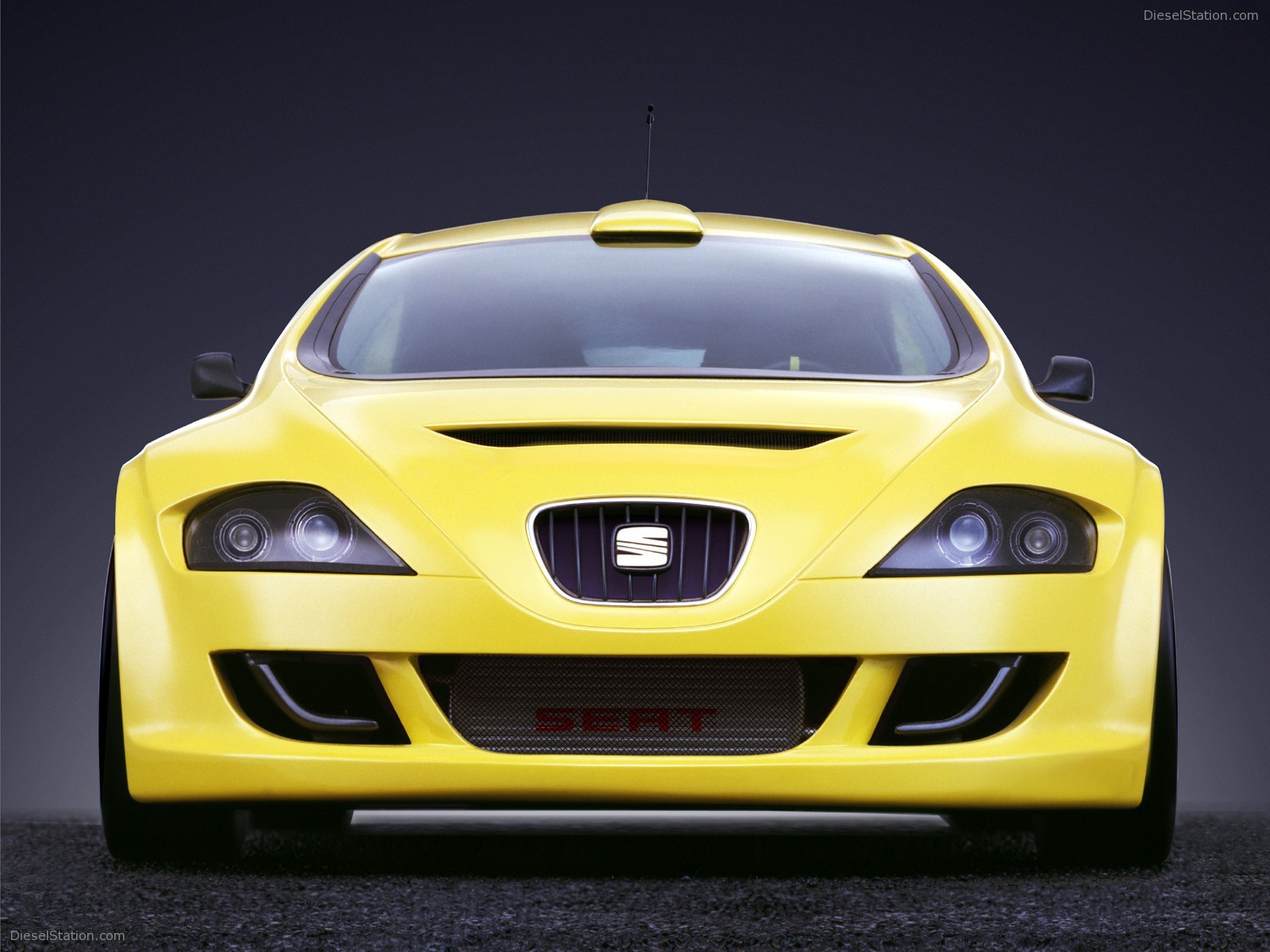 Seat Tango