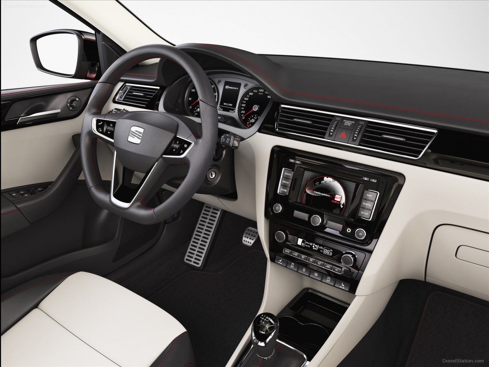 SEAT Toledo Concept 2012