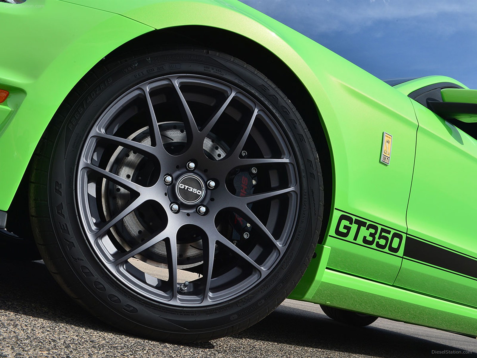 Shelby American GT350 2013