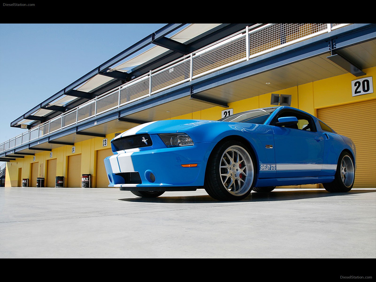 Shelby American GT350 2013