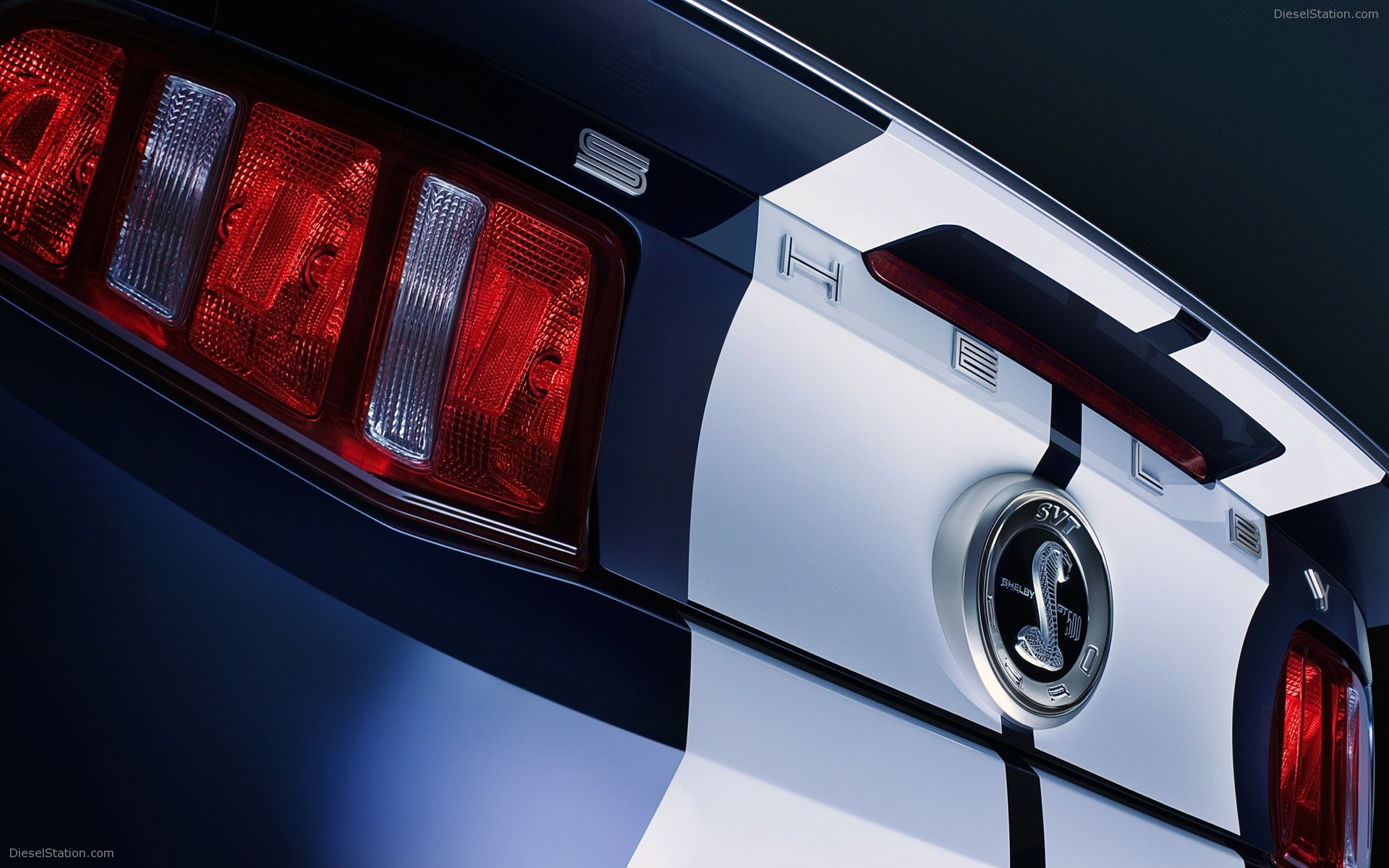 Shelby GT500 2010 packs 540 HP