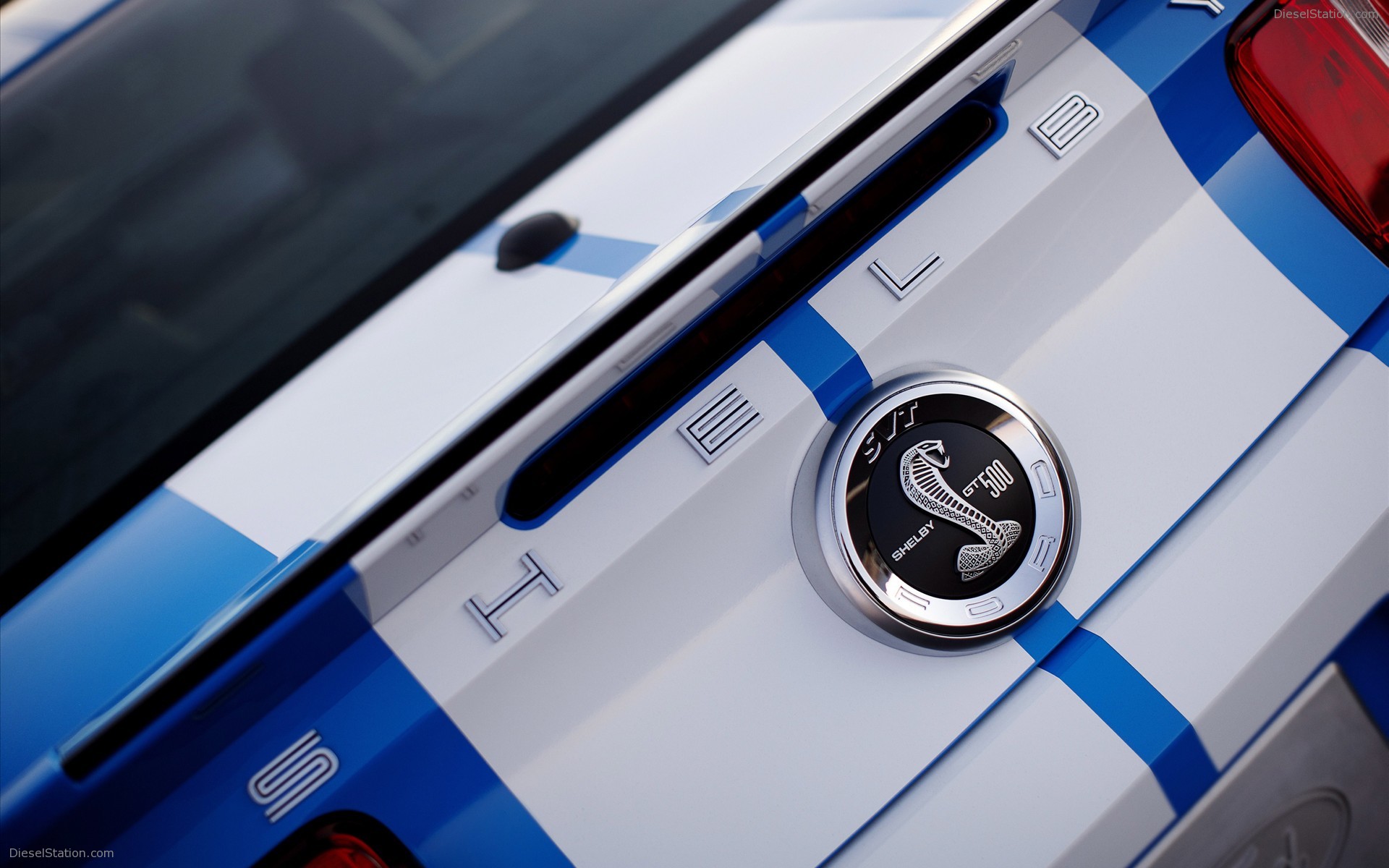 Shelby GT500 2010 packs 540 HP