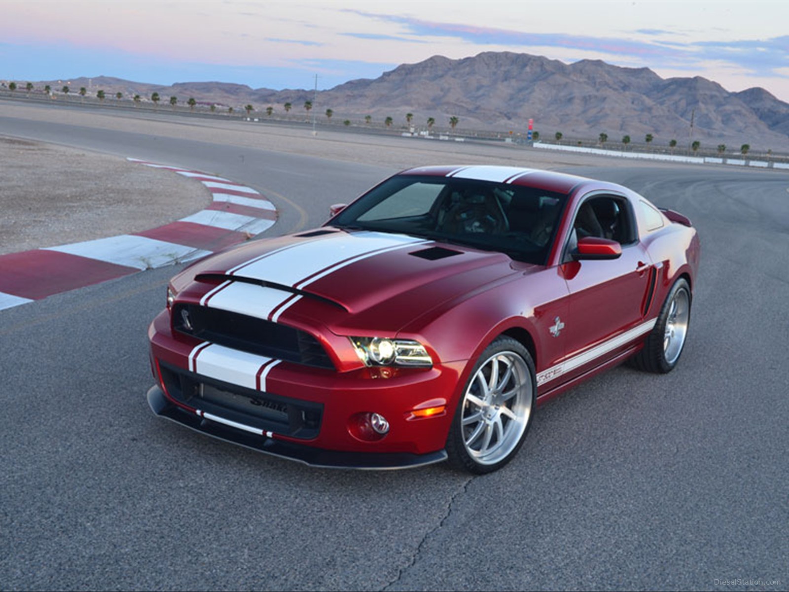 Shelby American GT500 Super Snake 2013