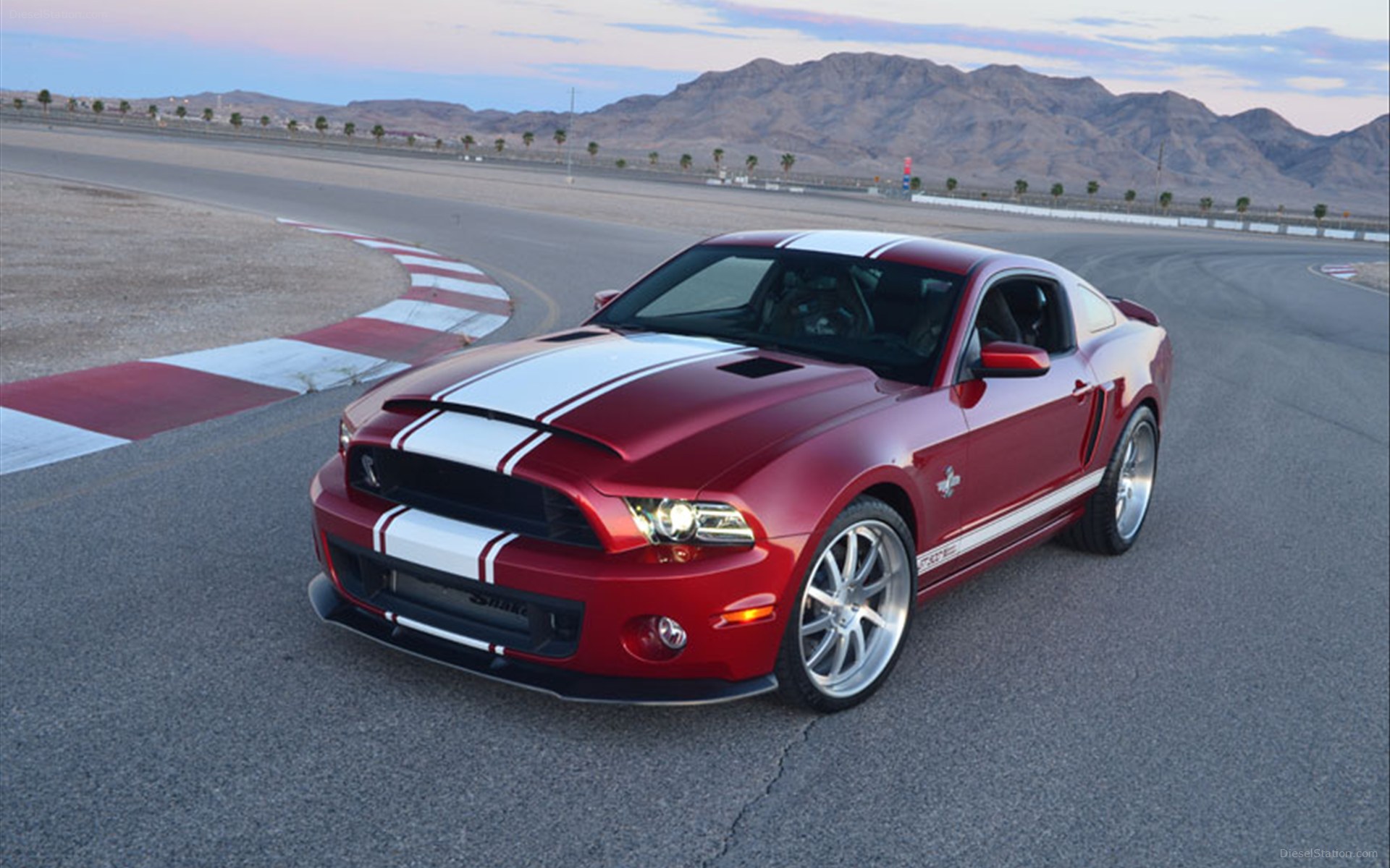 Shelby American GT500 Super Snake 2013