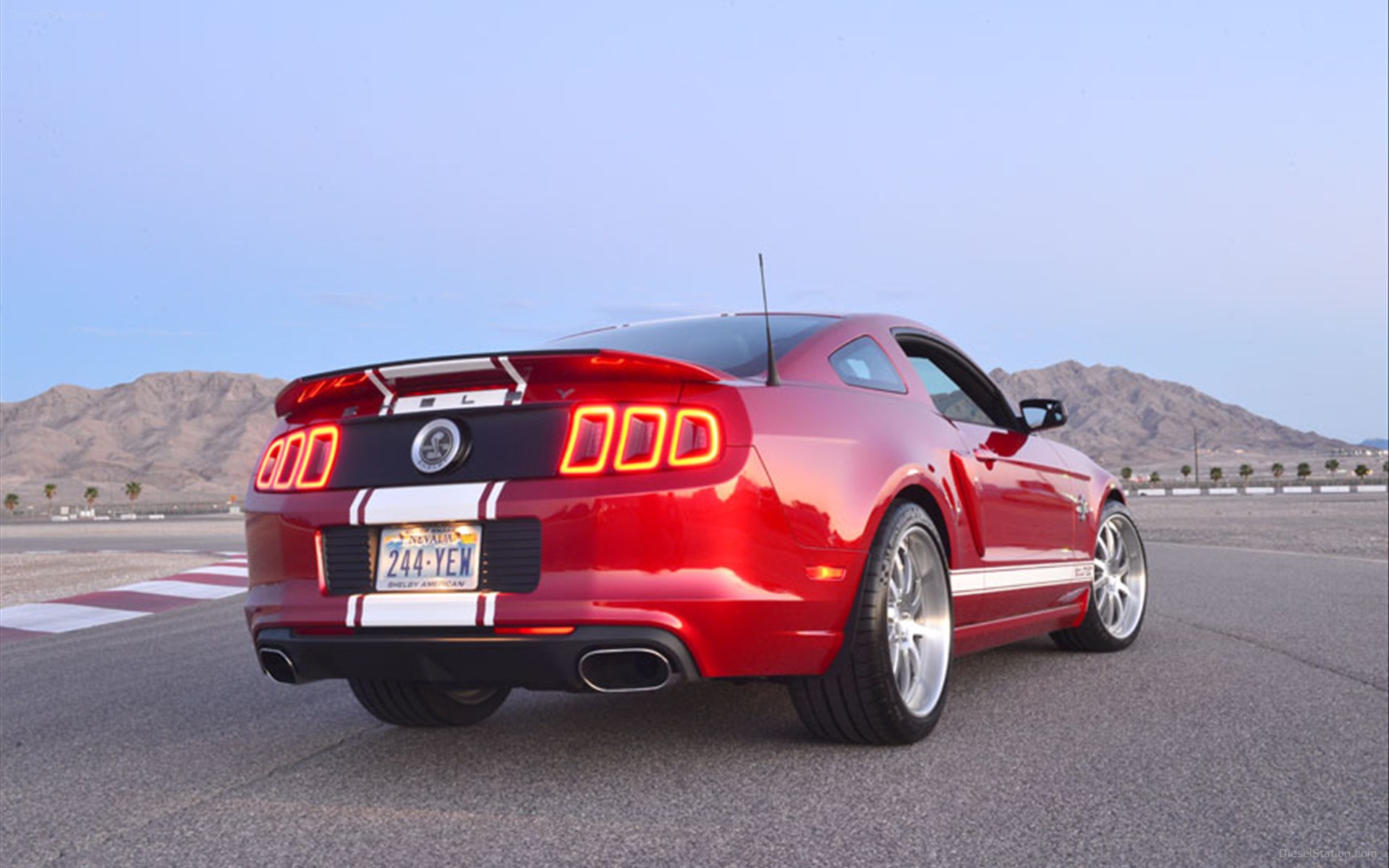 Shelby American GT500 Super Snake 2013