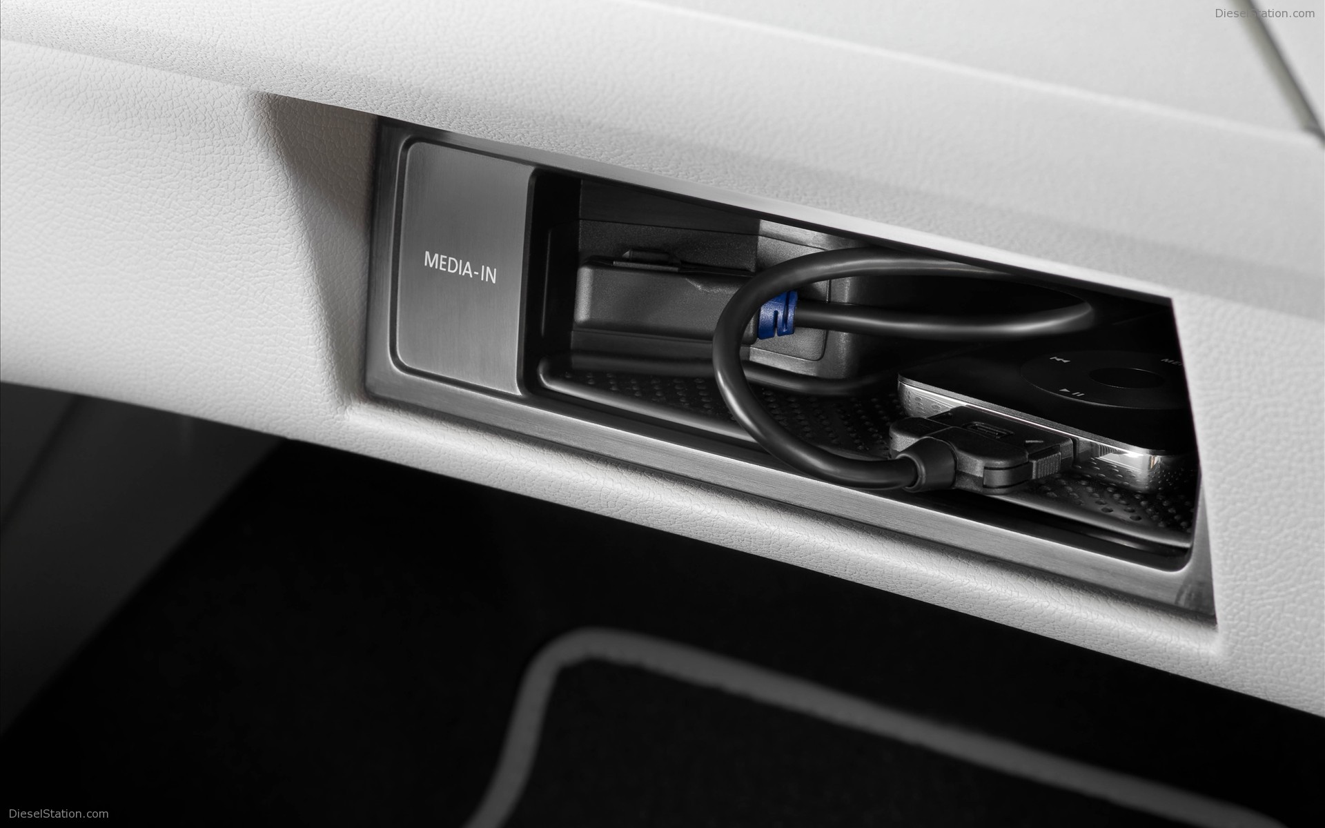 Skoda Fabia Scout 2011