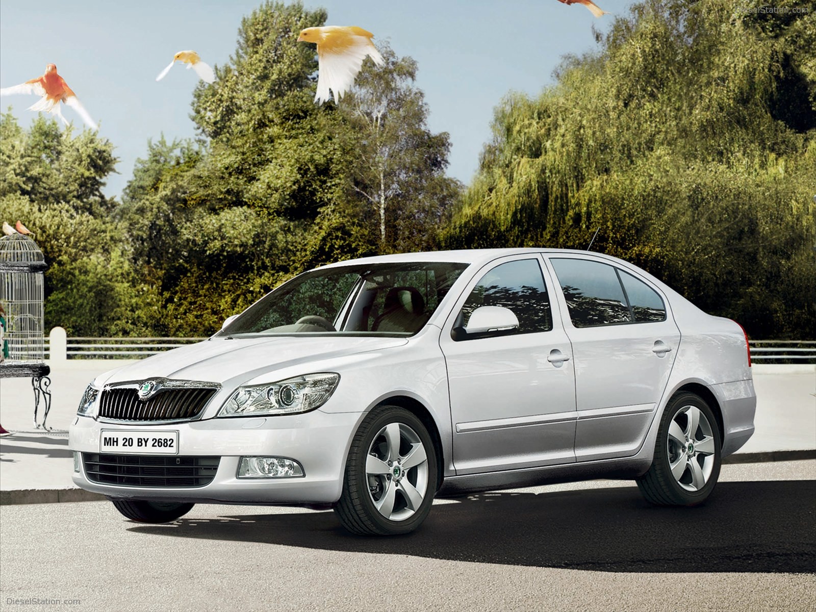 Skoda Laura 2011