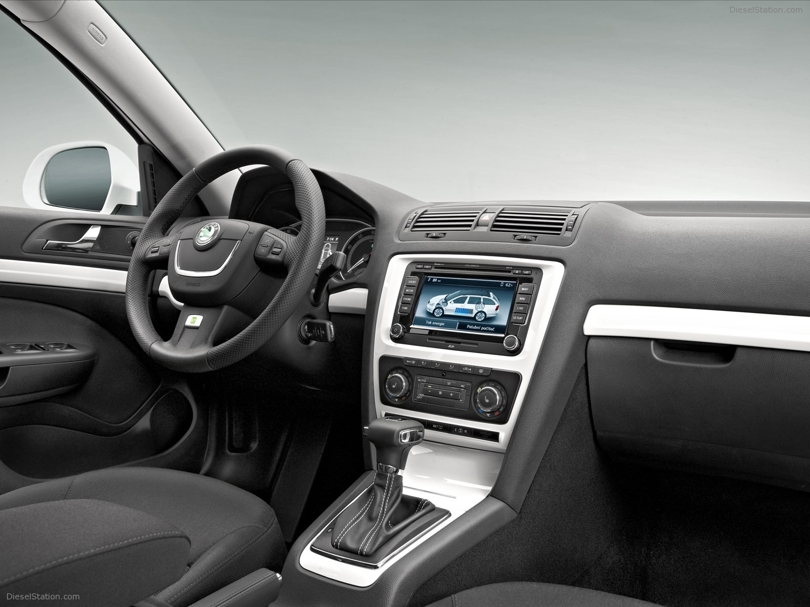 SKODA Octavia Green E Line 2012