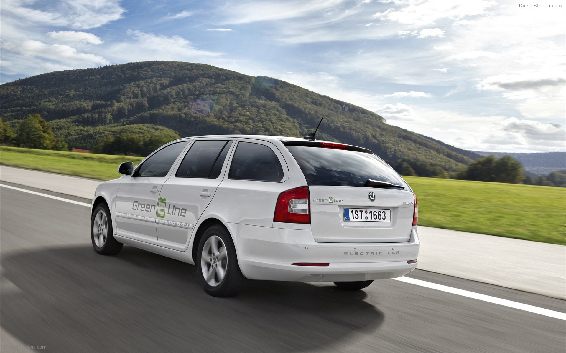 SKODA Octavia Green E Line 2012