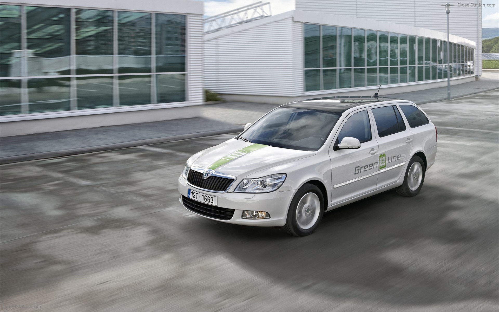 SKODA Octavia Green E Line 2012