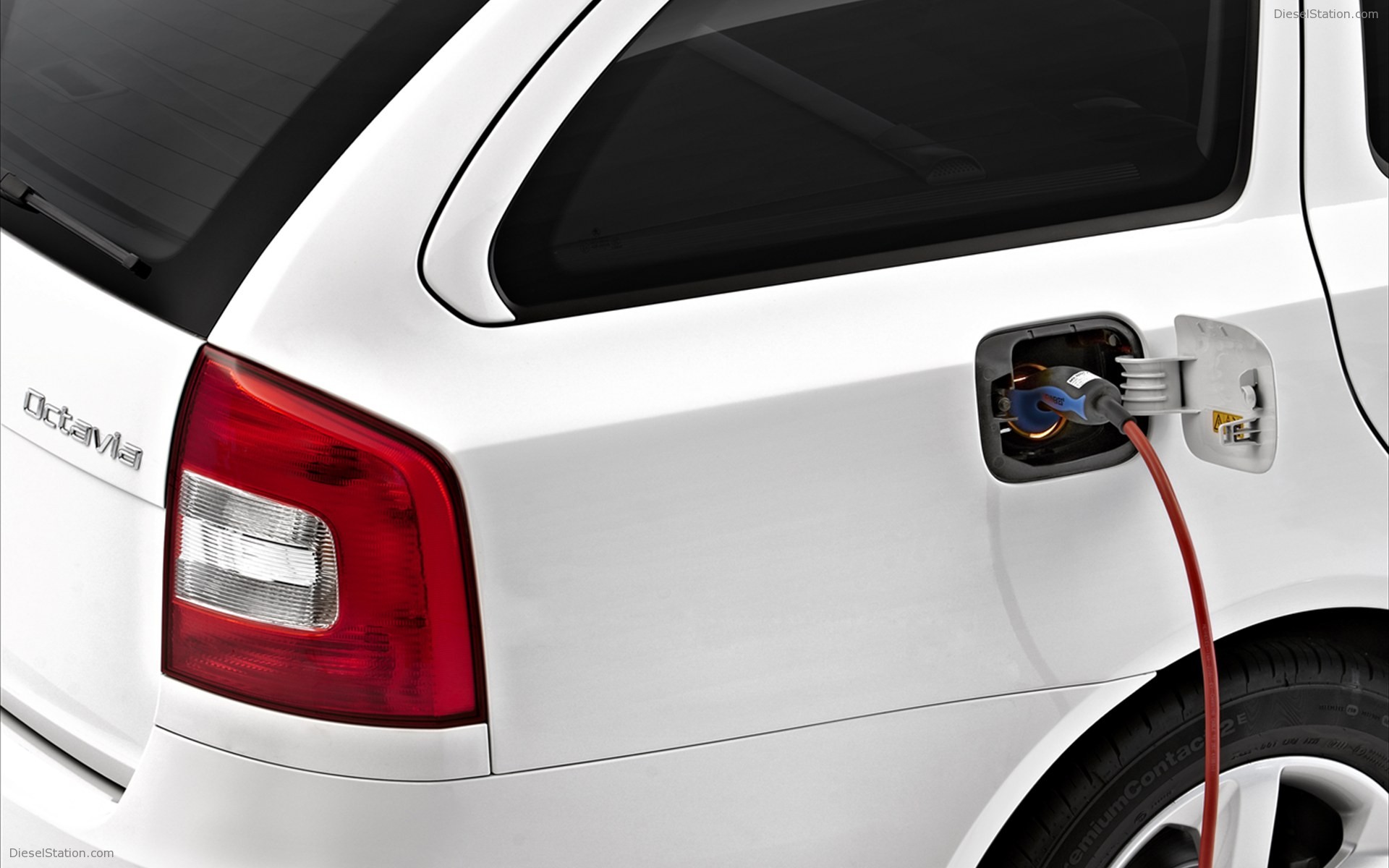 SKODA Octavia Green E Line 2012
