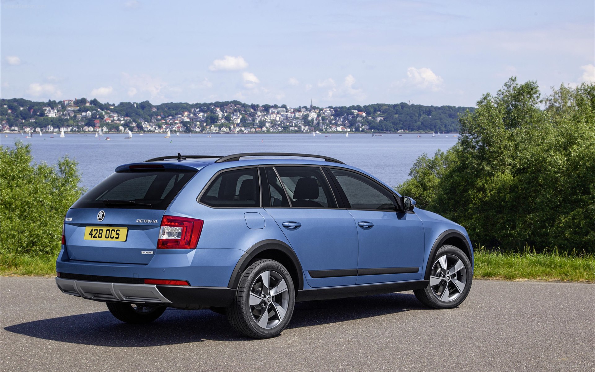 Skoda Octavia Scout 2015