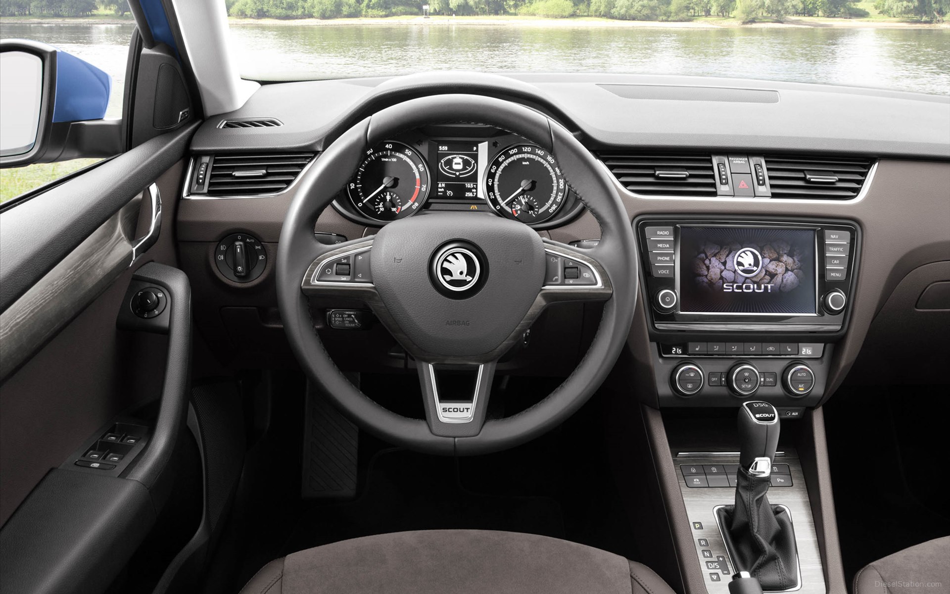 Skoda Octavia Scout 2015