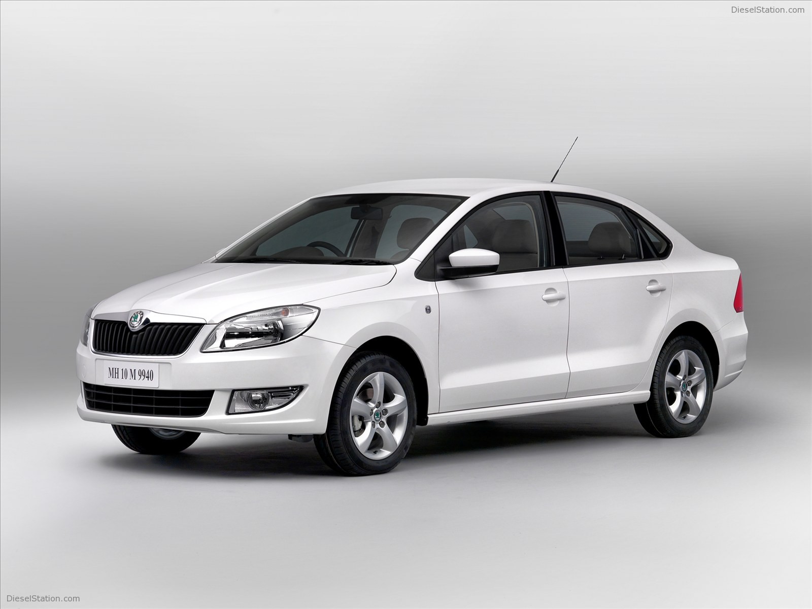 SKODA Rapid 2012