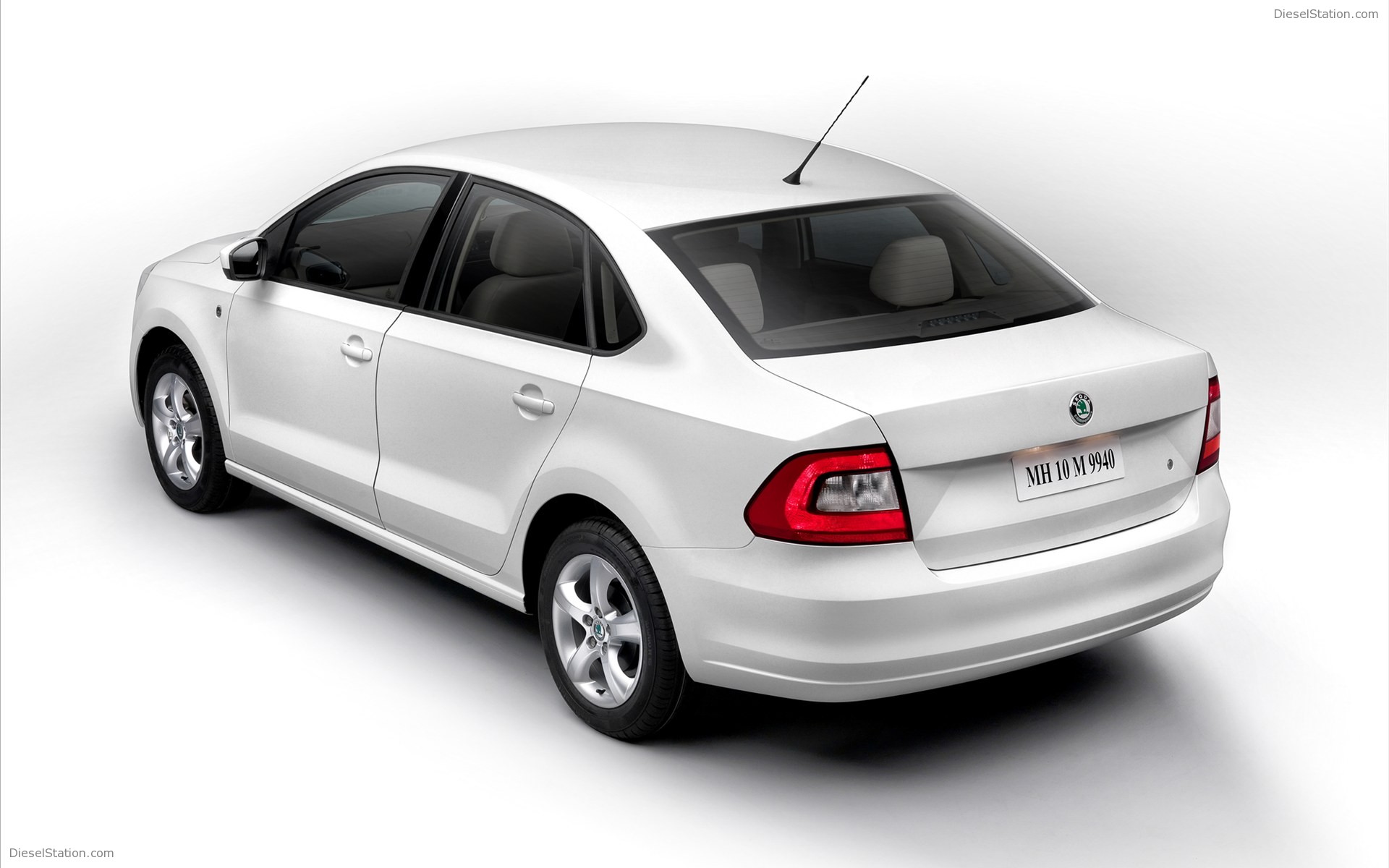 SKODA Rapid 2012