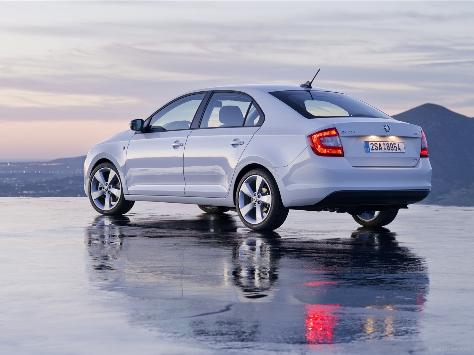 Skoda Rapid 2013