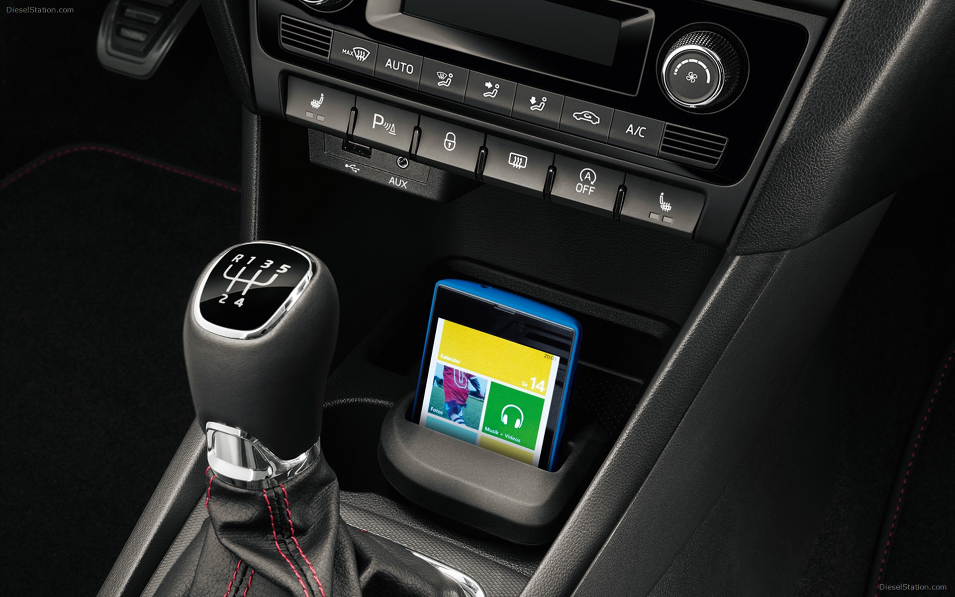 Skoda Rapid monte Carlo 2016