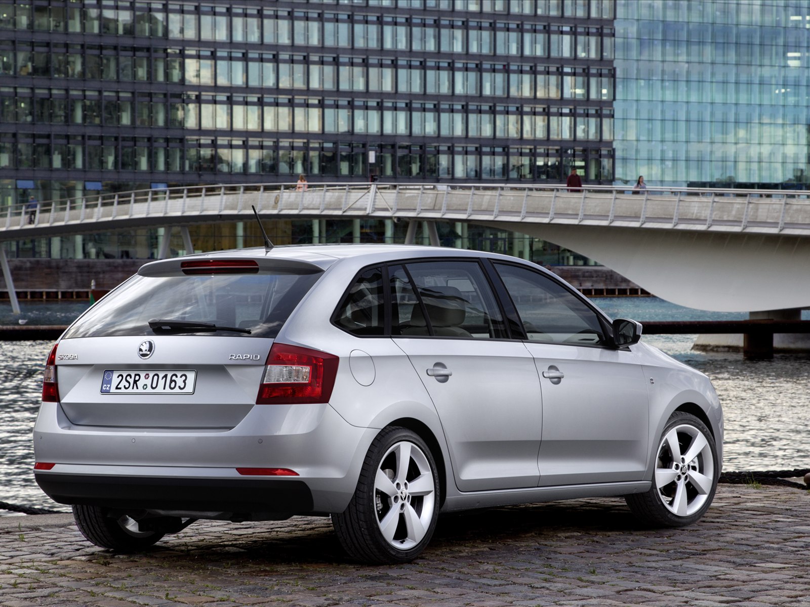 Skoda Rapid Spaceback 2014