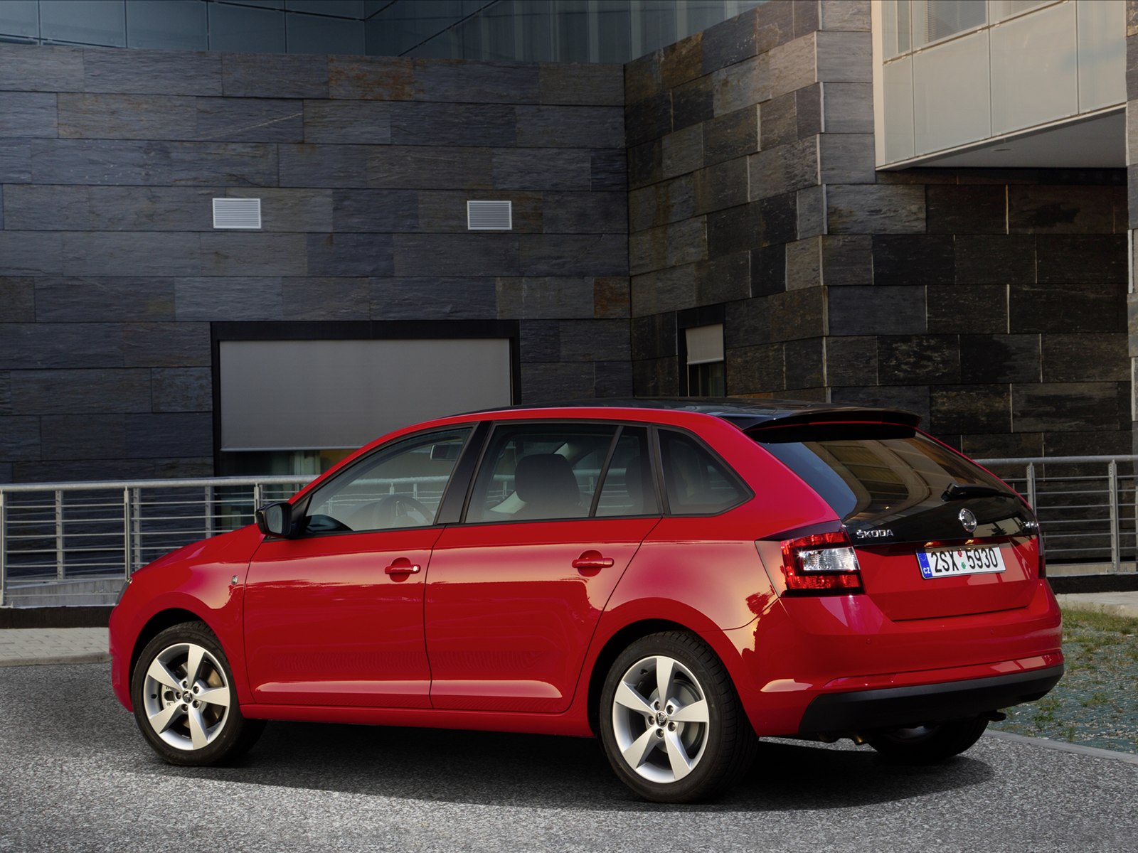 Skoda Rapid Spaceback 2014