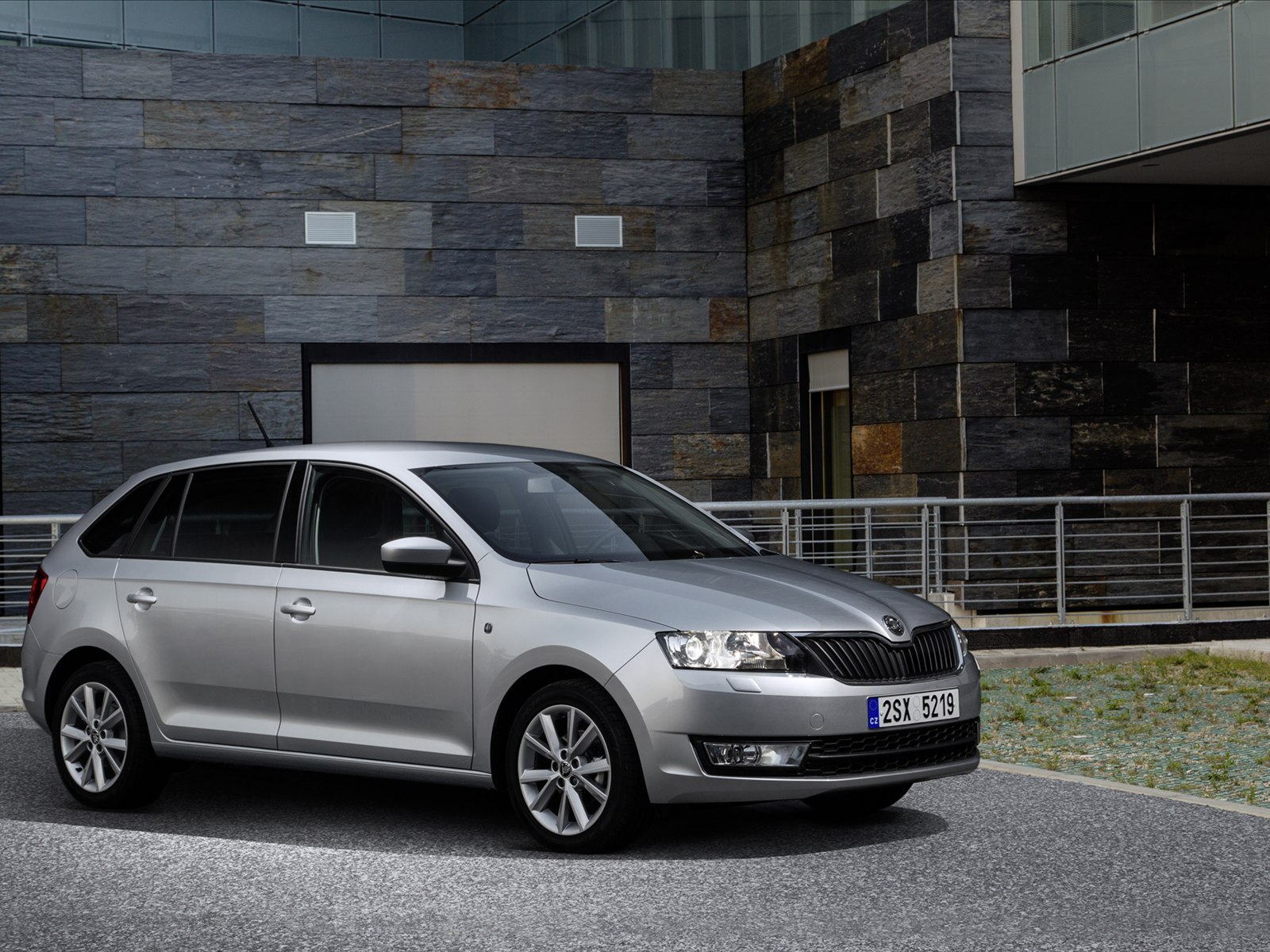 Skoda Rapid Spaceback 2014