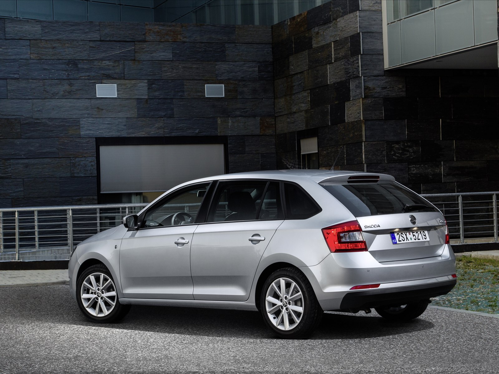 Skoda Rapid Spaceback 2014
