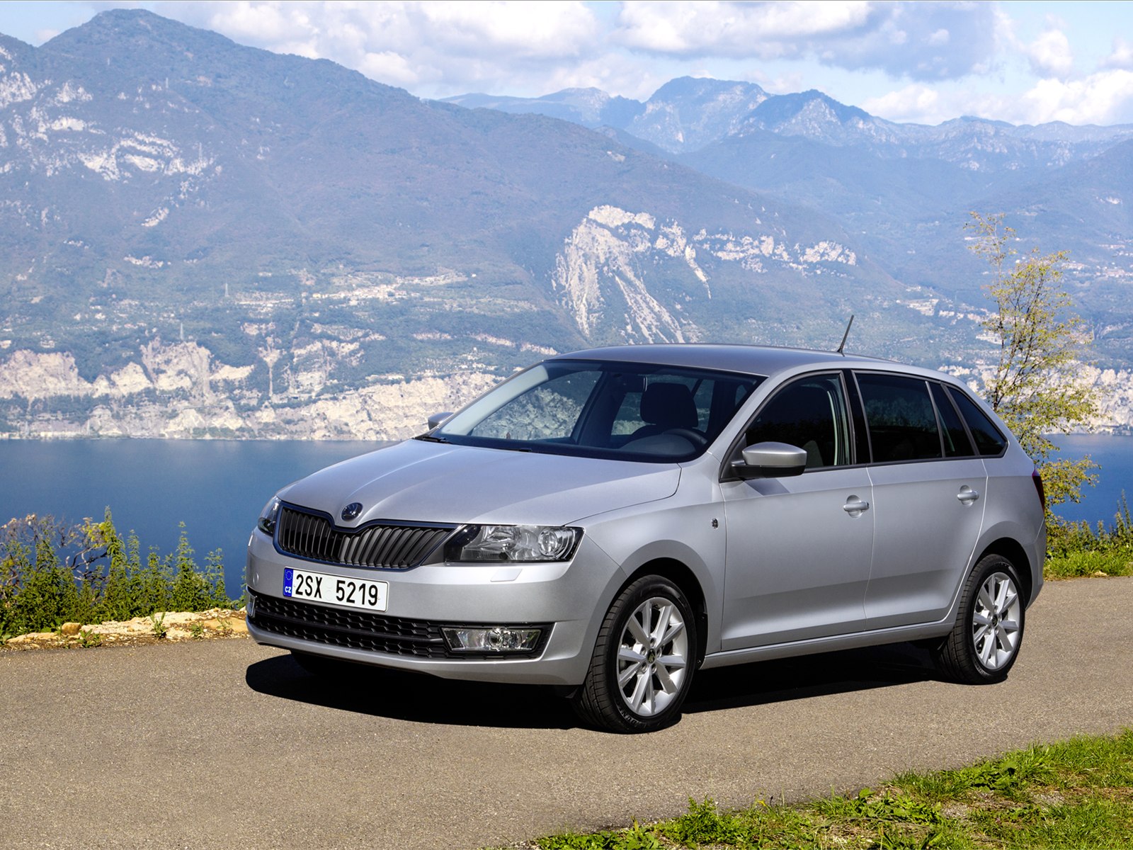 Skoda Rapid Spaceback 2014
