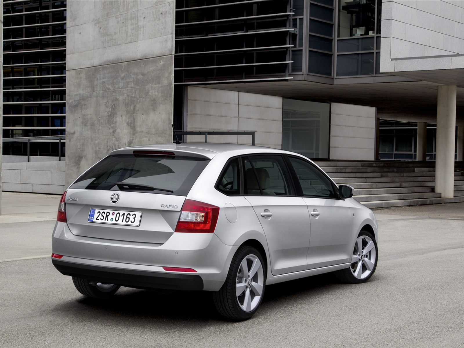 Skoda Rapid Spaceback 2014