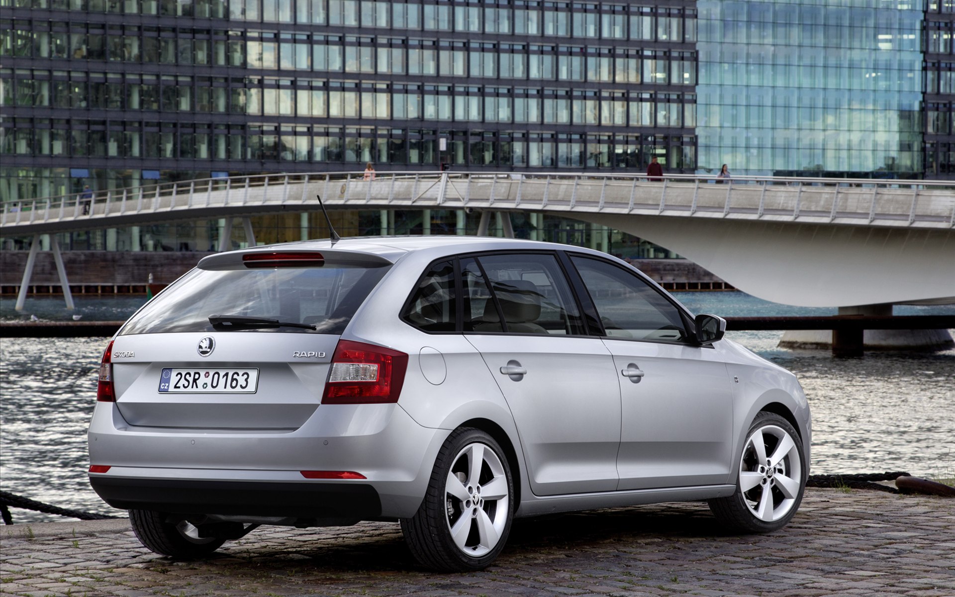 Skoda Rapid Spaceback 2014