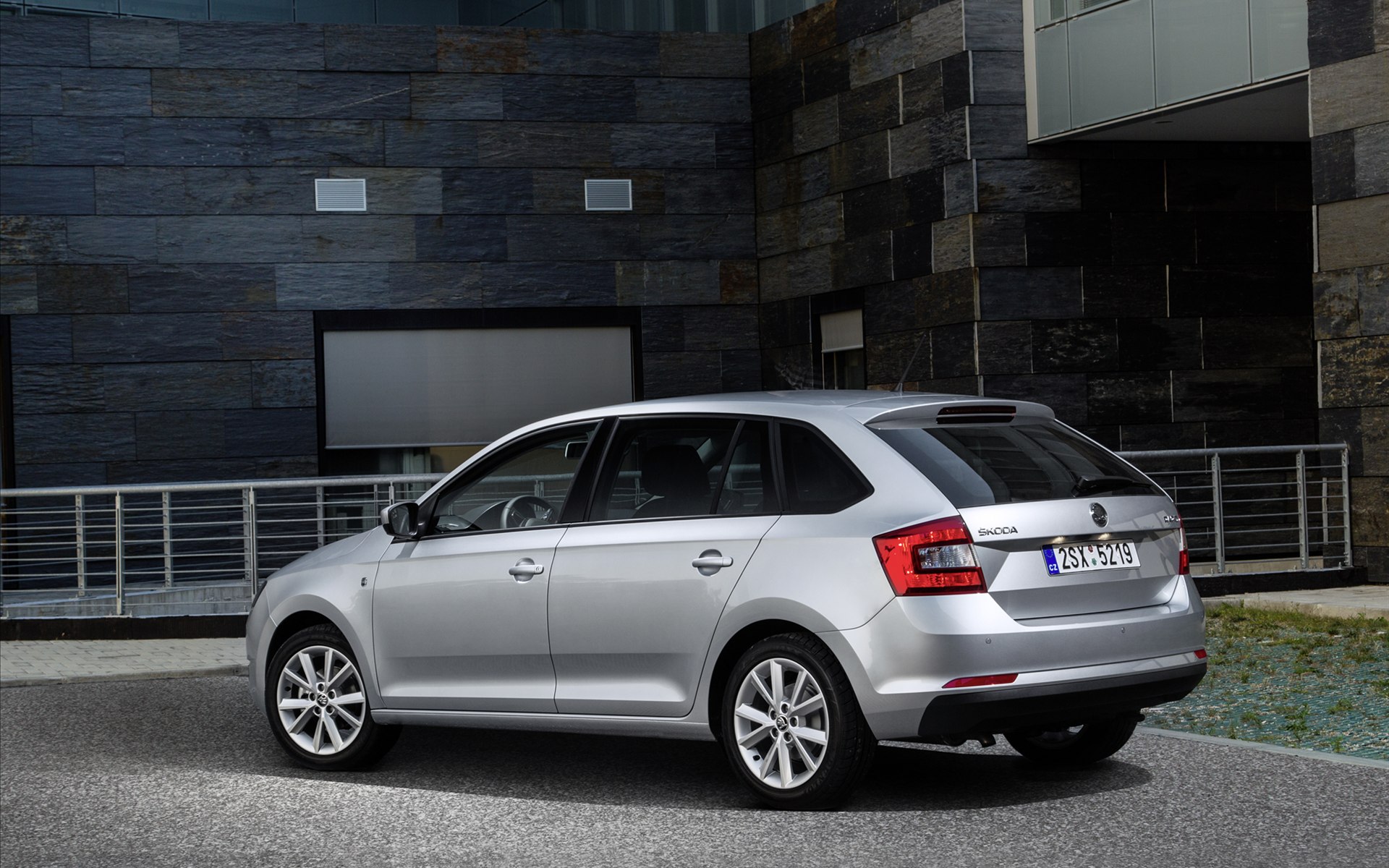 Skoda Rapid Spaceback 2014