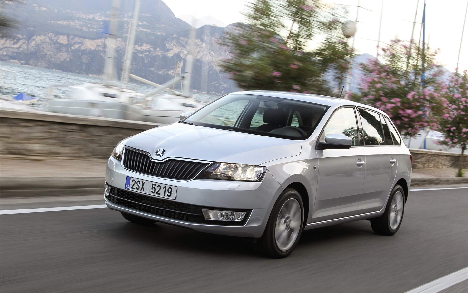 Skoda Rapid Spaceback 2014