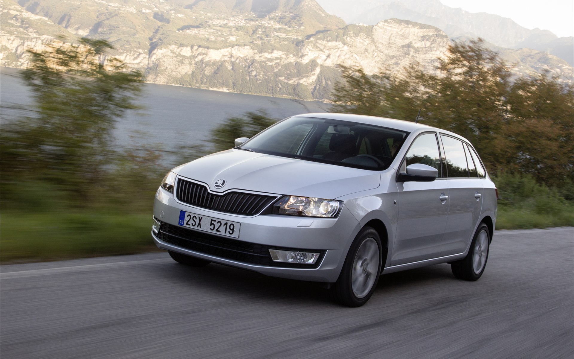 Skoda Rapid Spaceback 2014