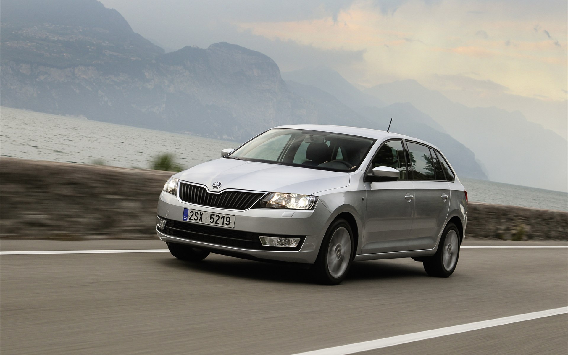 Skoda Rapid Spaceback 2014