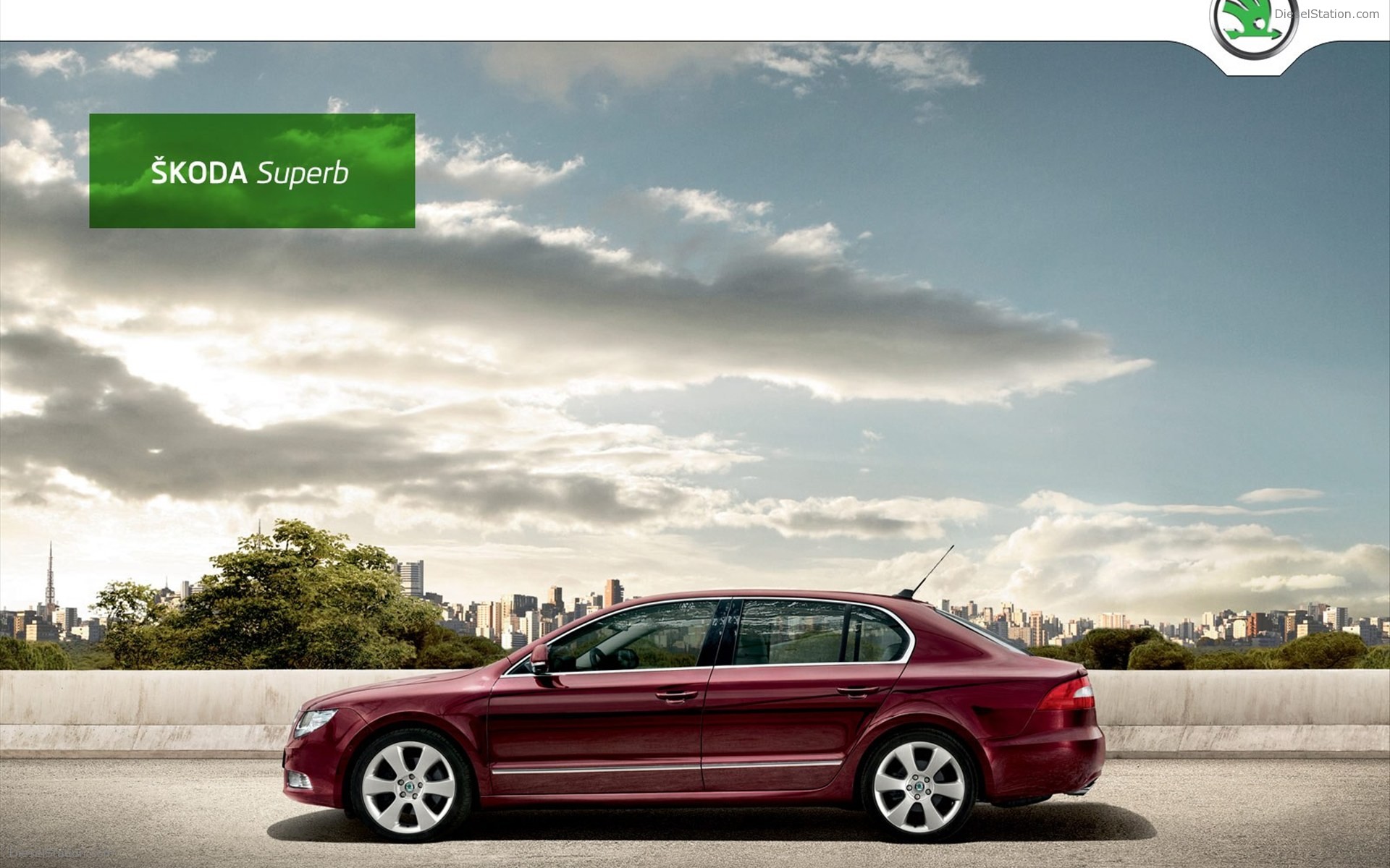 Skoda Superb 2011