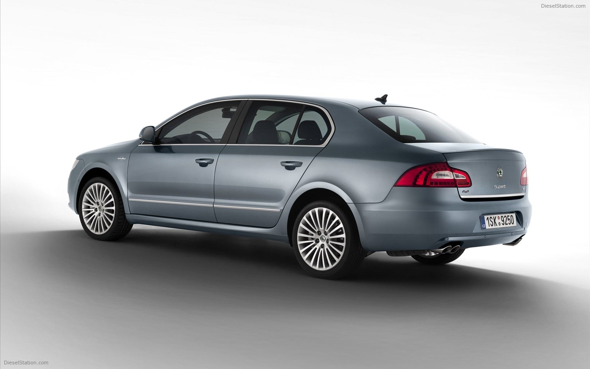 Skoda Superb Combi - Laurin & Klement Design Package Skoda Superb Combi - Laurin & Klement Design Package