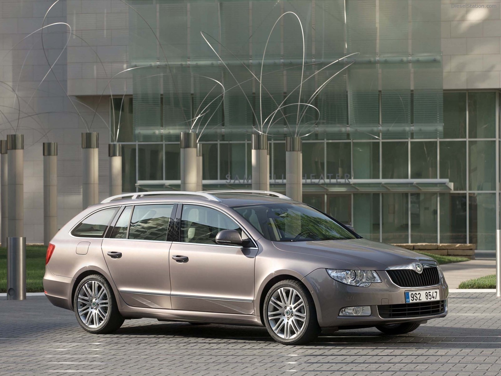 Skoda Superb Combi