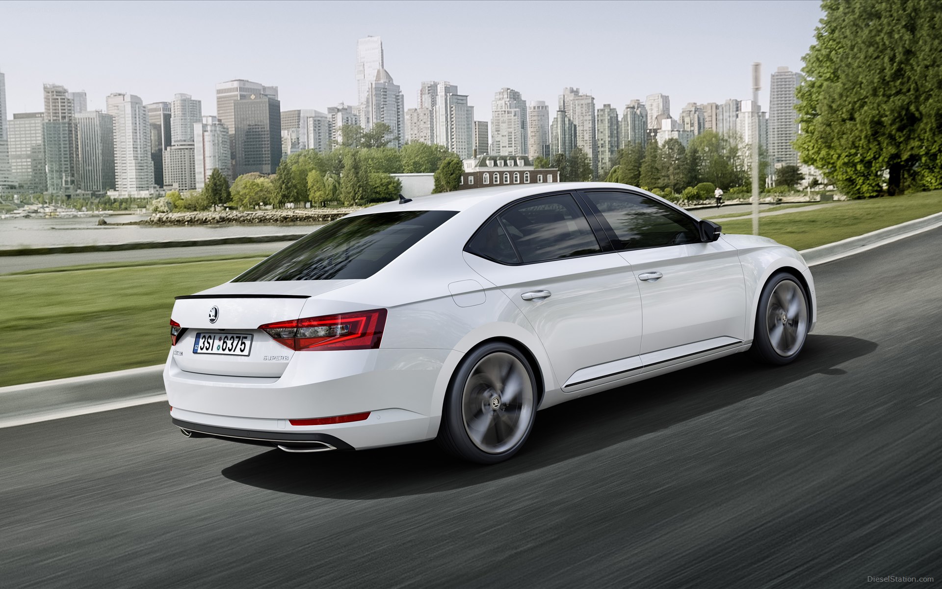 Skoda Superb Sportline 2016