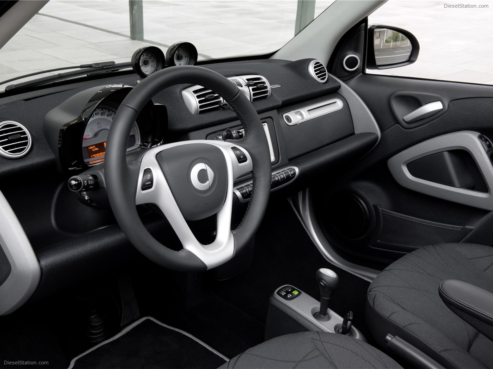 Smart Fortwo 2011