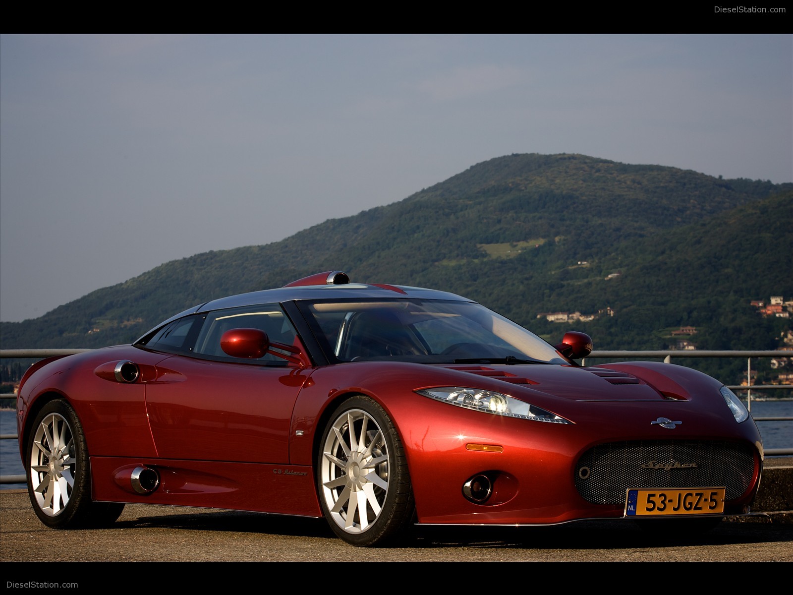 2009 Spyker C8 Aileron
