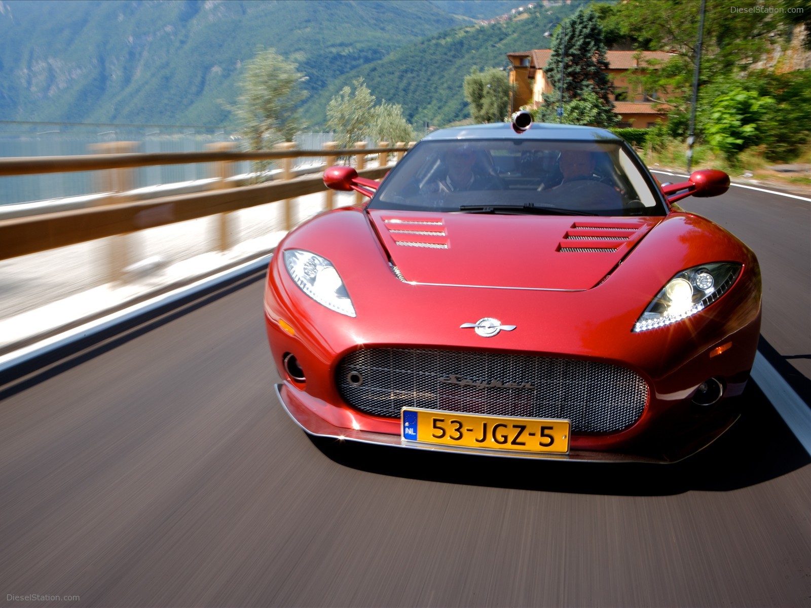 2009 Spyker C8 Aileron