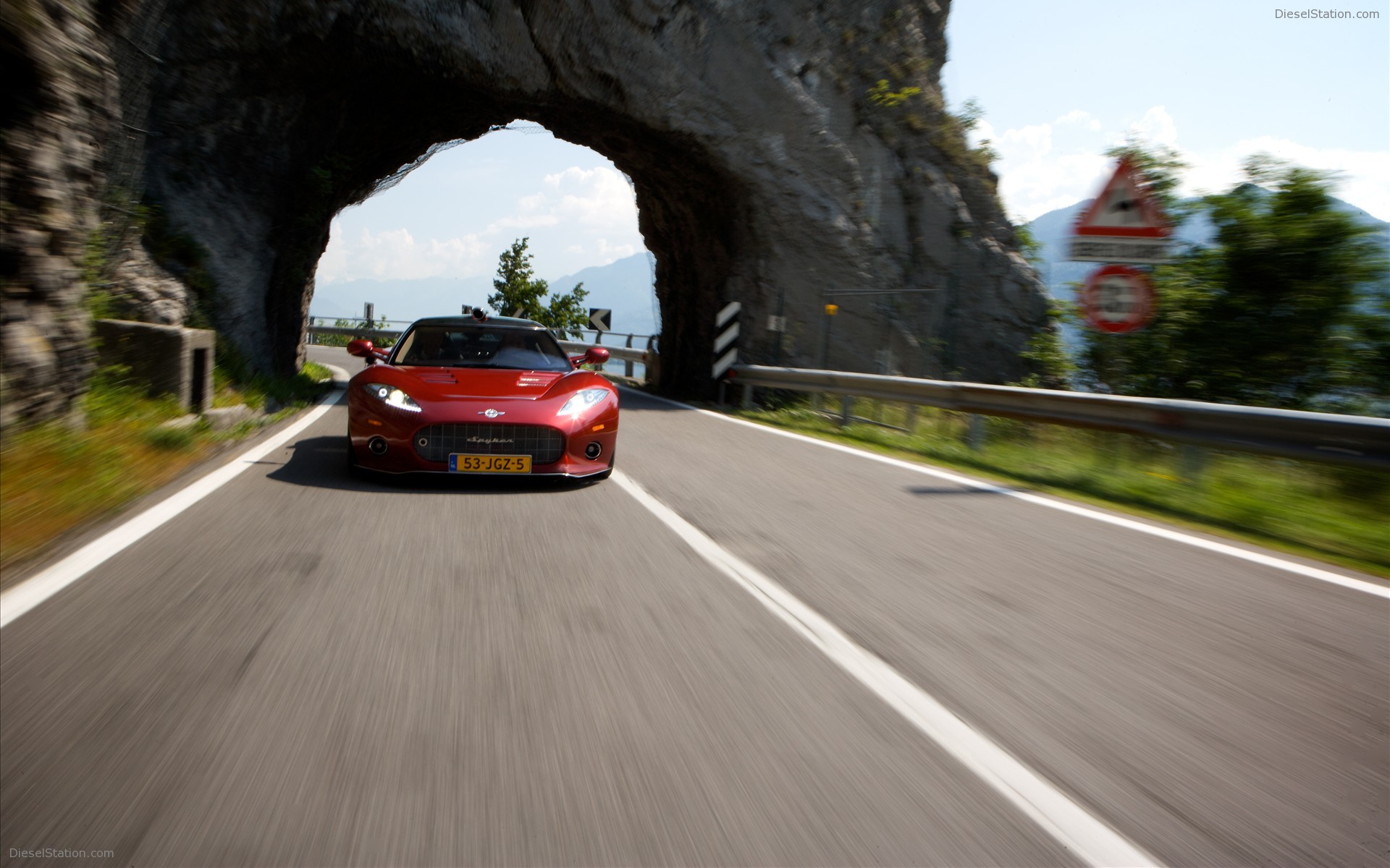 2009 Spyker C8 Aileron