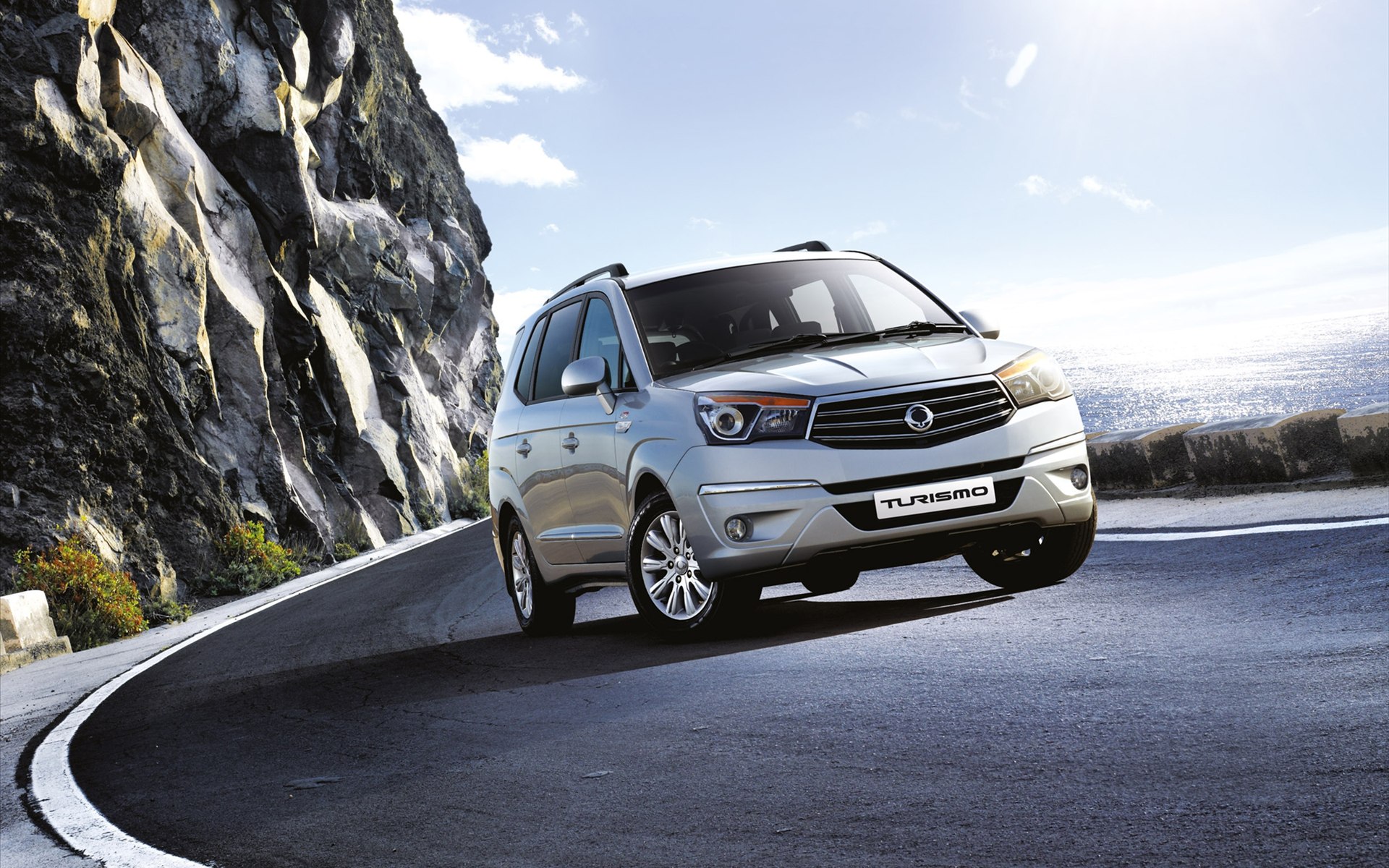 Ssangyong Turismo 2013
