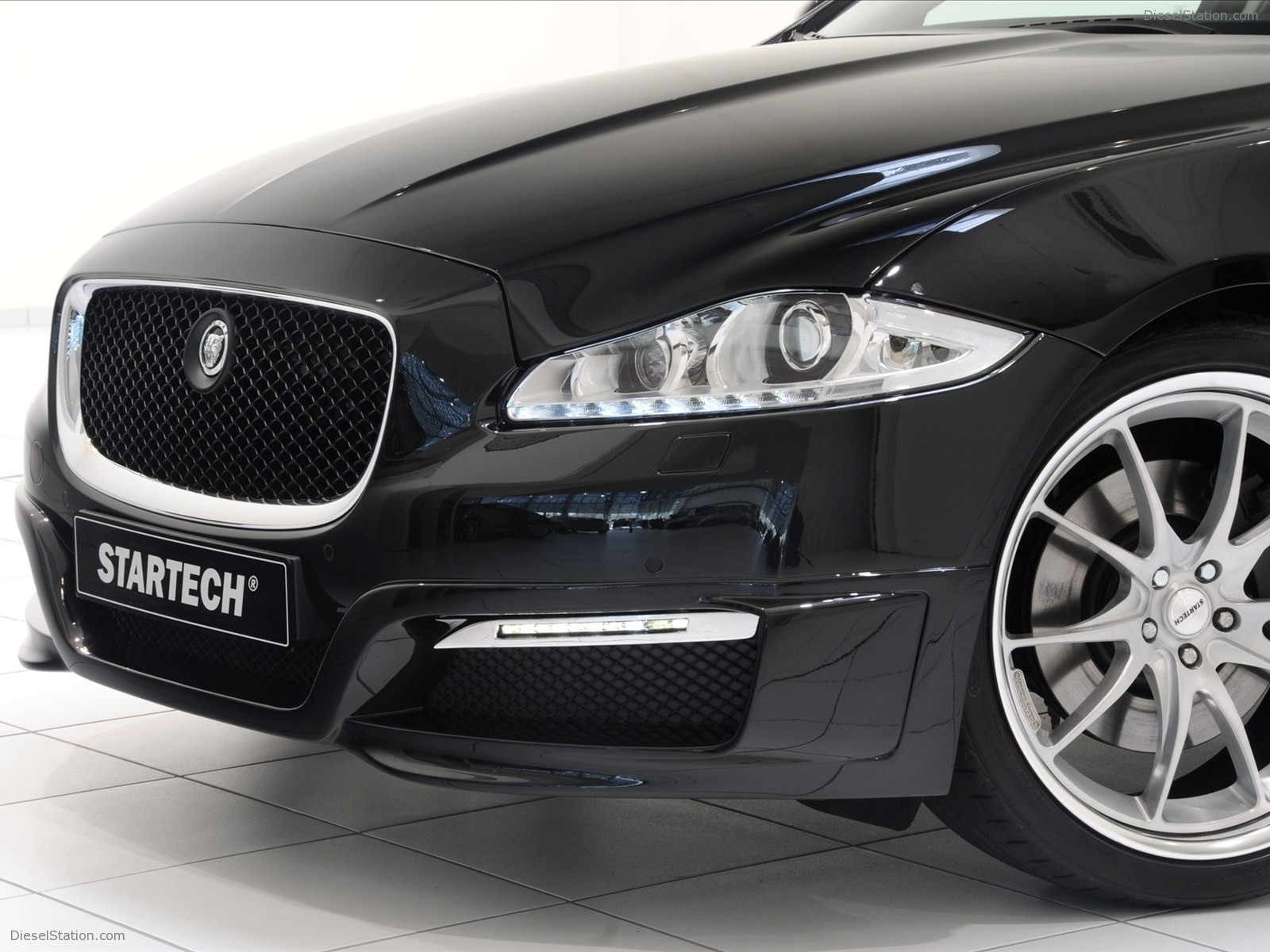 Startech Jaguar XJ 2011