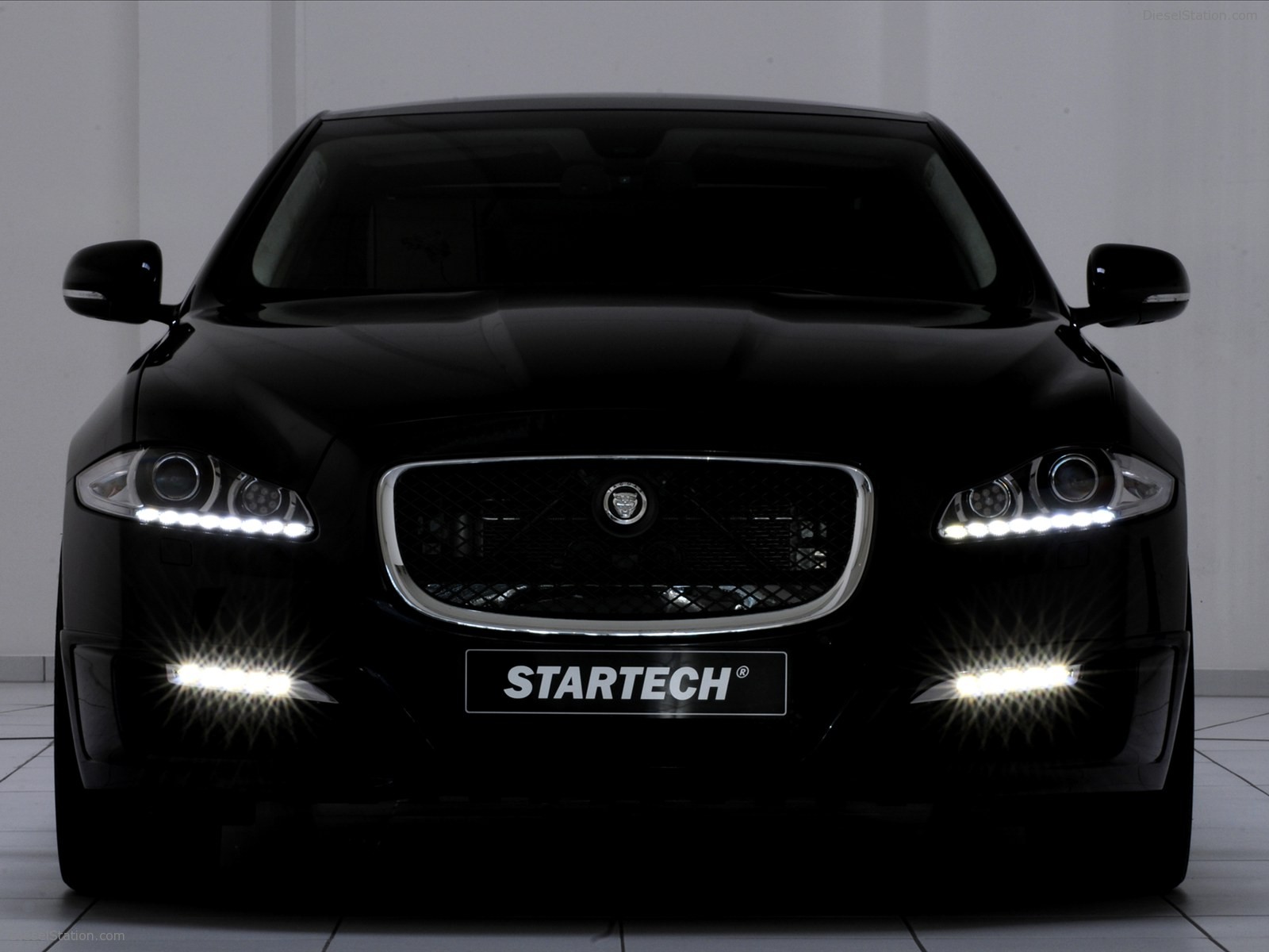 Startech Jaguar XJ 2011