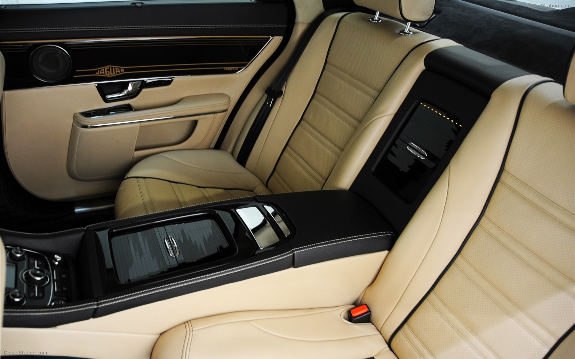 Startech Jaguar XJ 2011