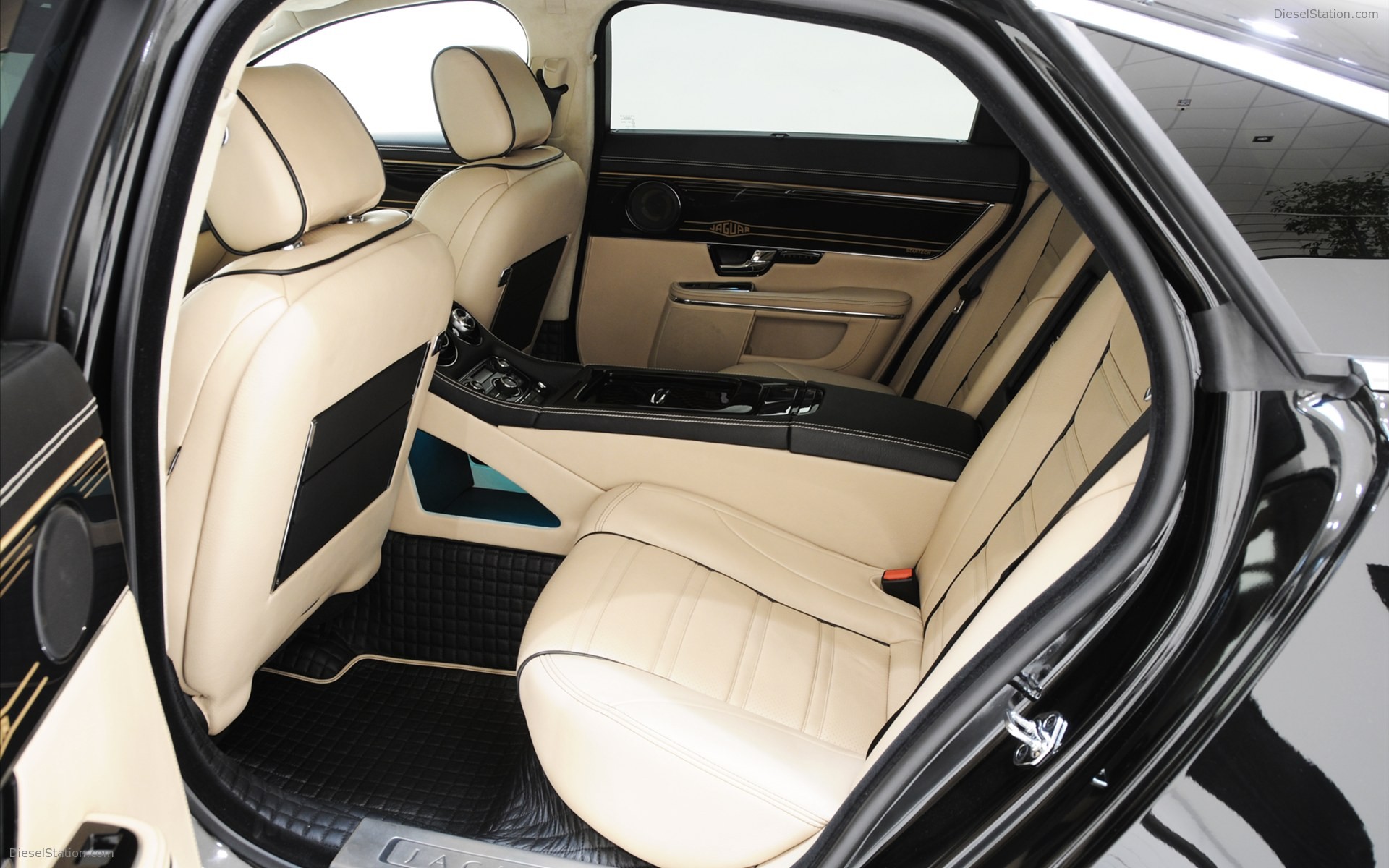 Startech Jaguar XJ 2011