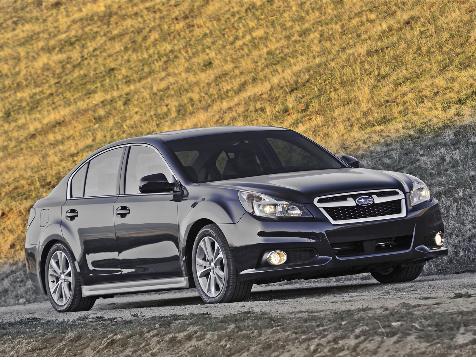 Subaru Legacy 2013