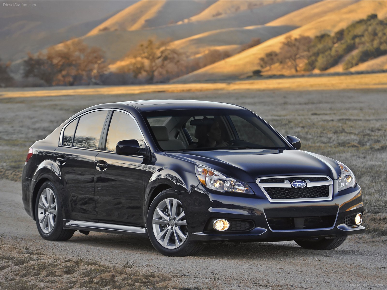 Subaru Legacy 2013