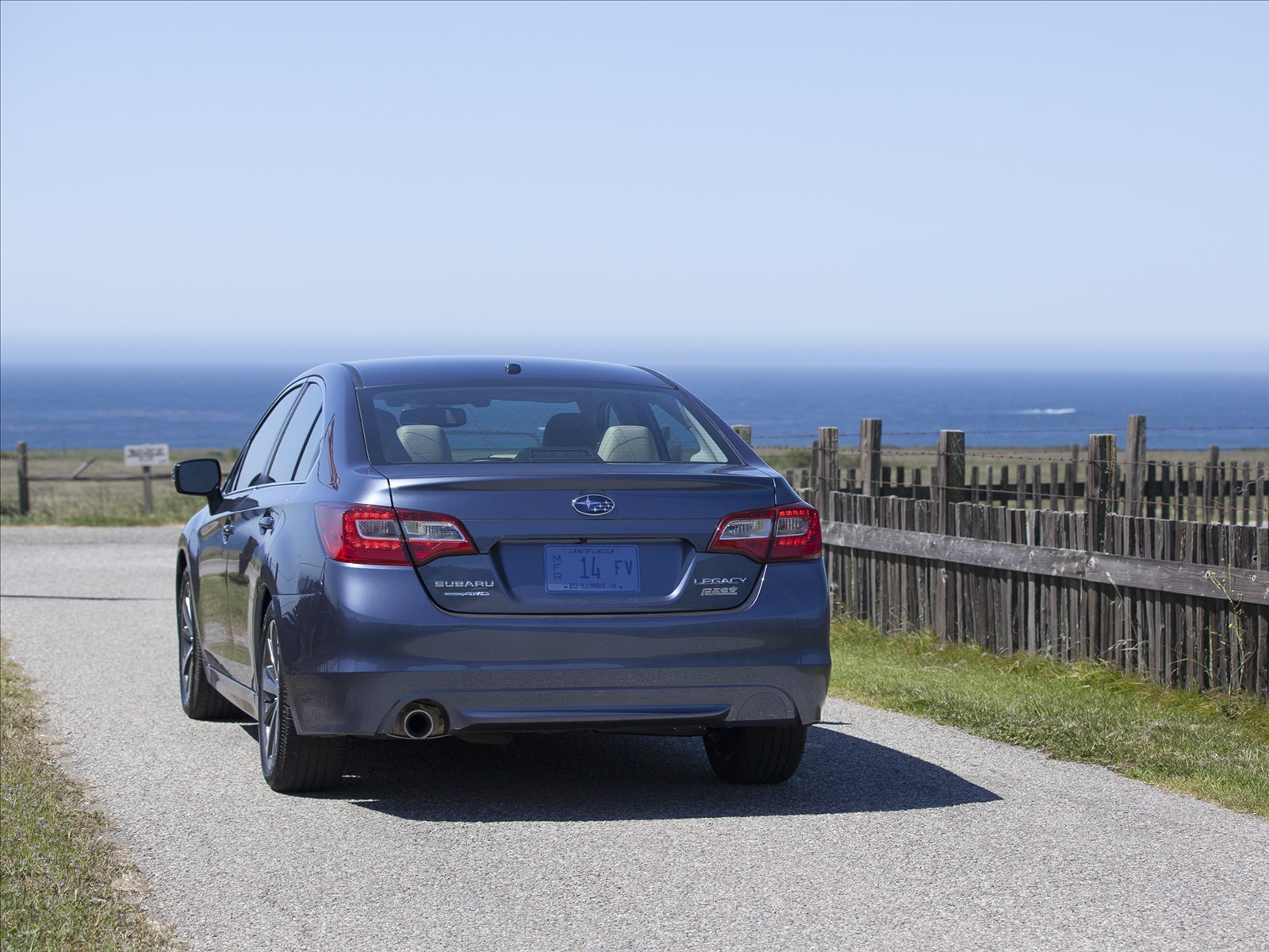 Subaru Legacy 2015